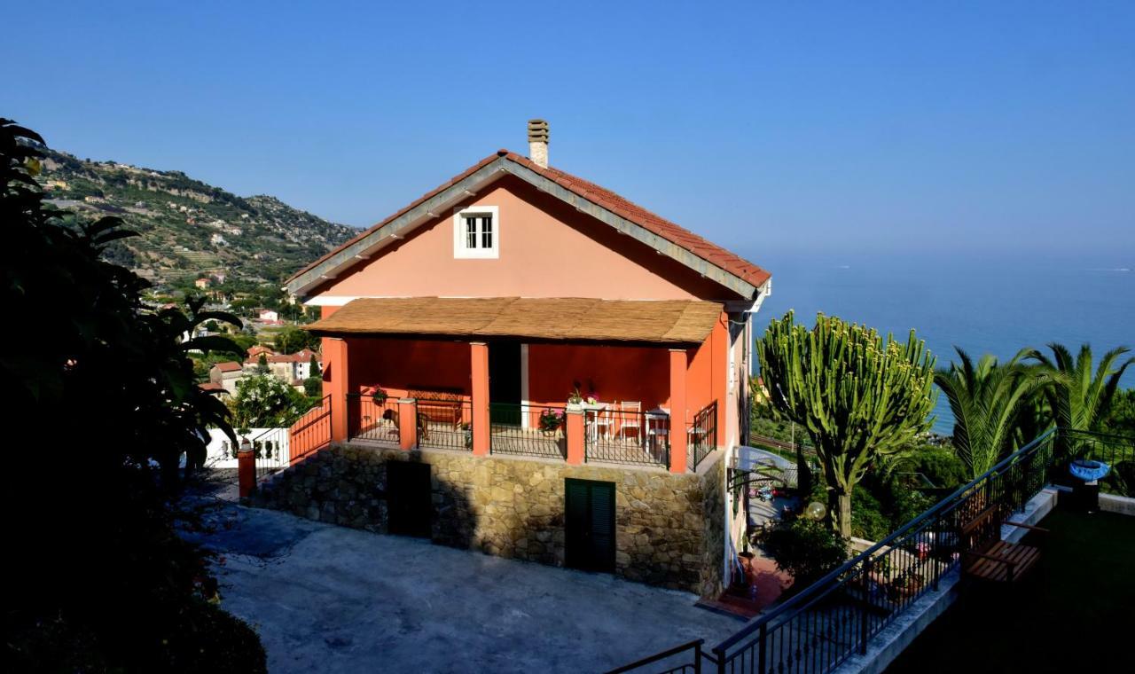 Agriturismo Un Mare Di Fiori Villa Ventimiglia Exterior photo